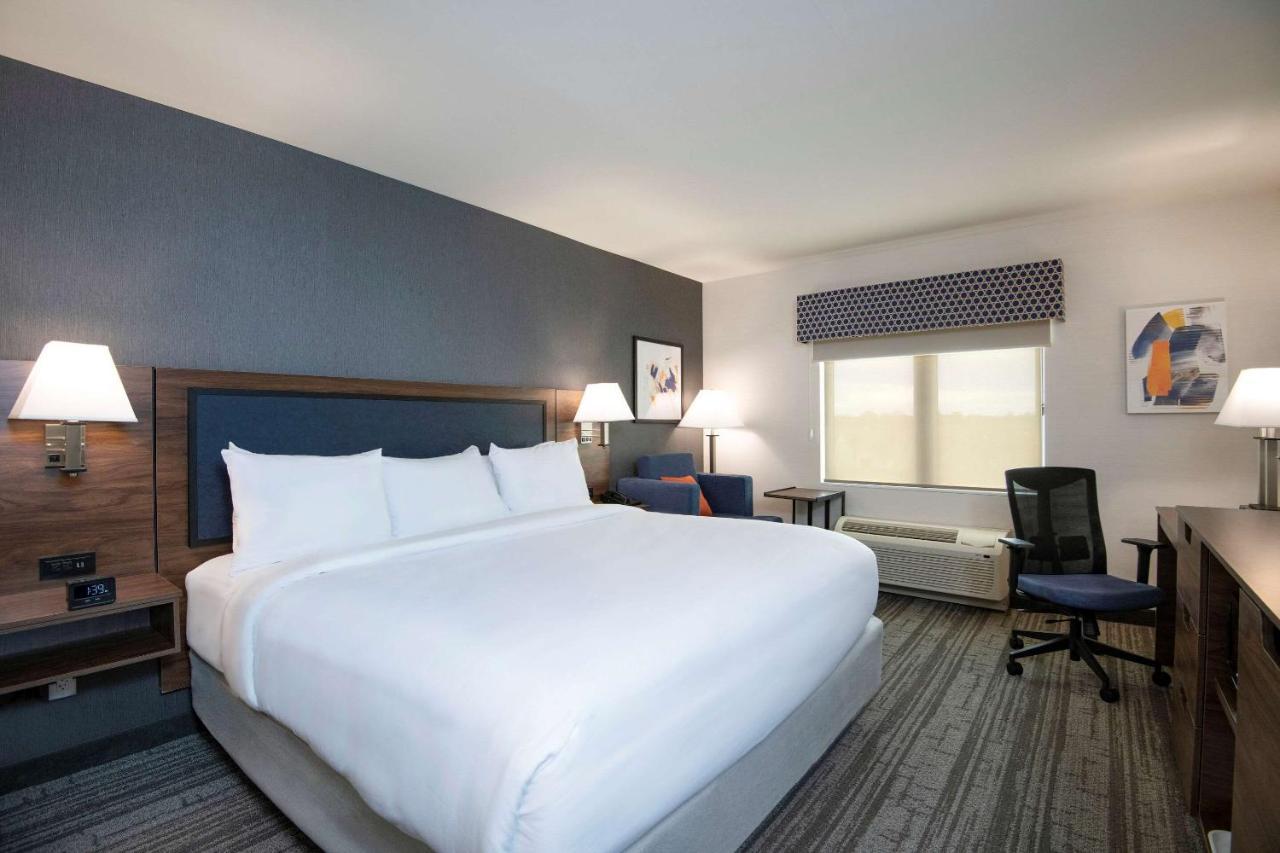 Comfort & Hotel Carleton Place